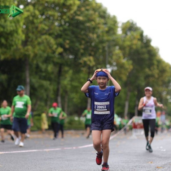 Đường chạy phong trào dẫn vào kinh tế